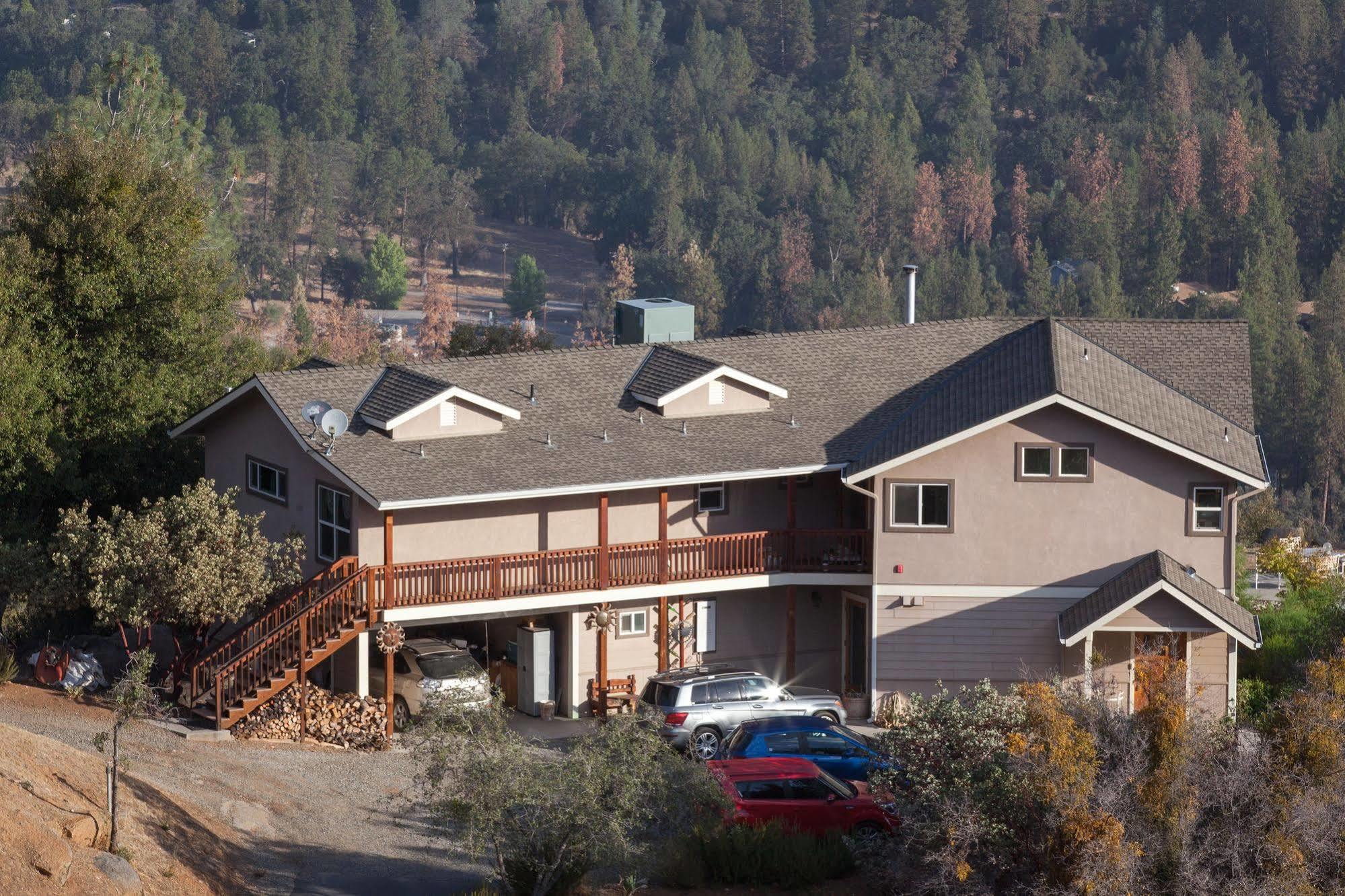 Yosemite Sierra View Bed & Breakfast Oakhurst Zewnętrze zdjęcie